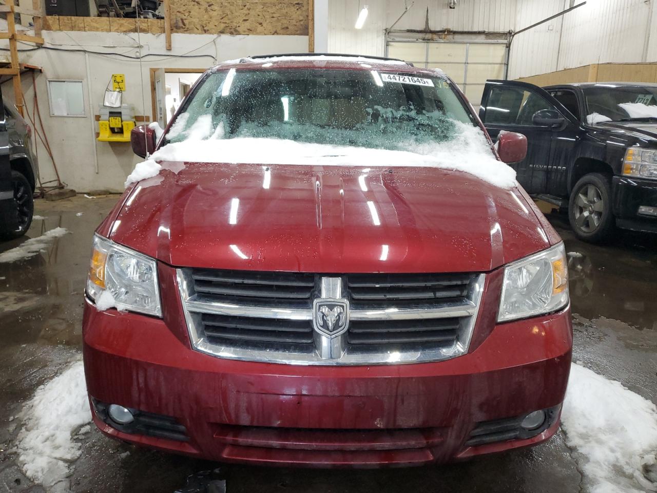 2010 Dodge Caravan - Image 5