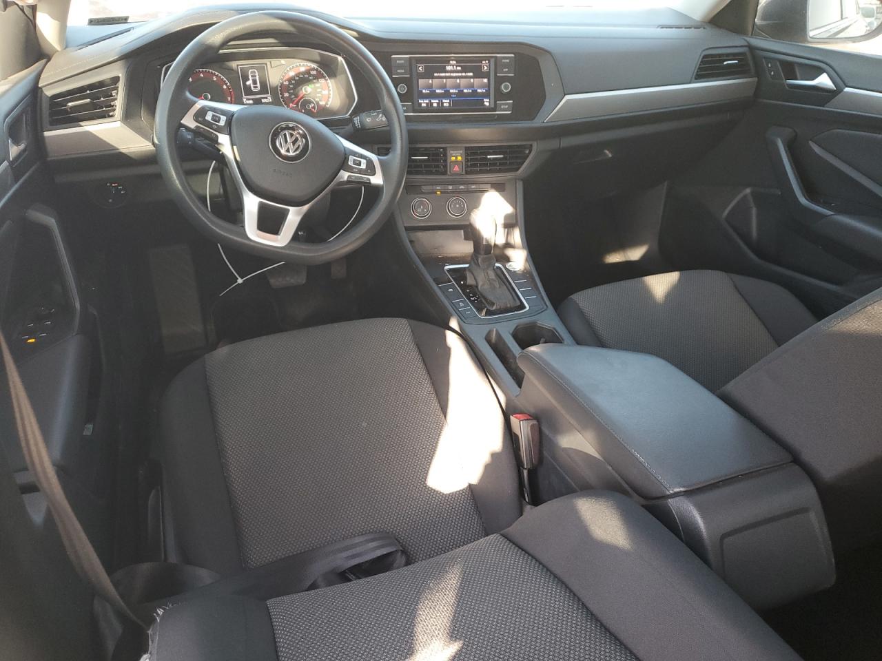 2019 Volkswagen Jetta - Image 8