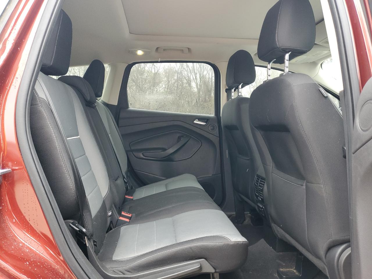 2015 Ford Escape - Image 11