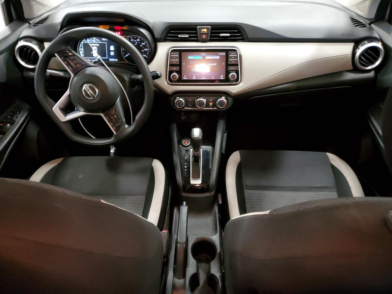 2021 Nissan Versa - Image 8