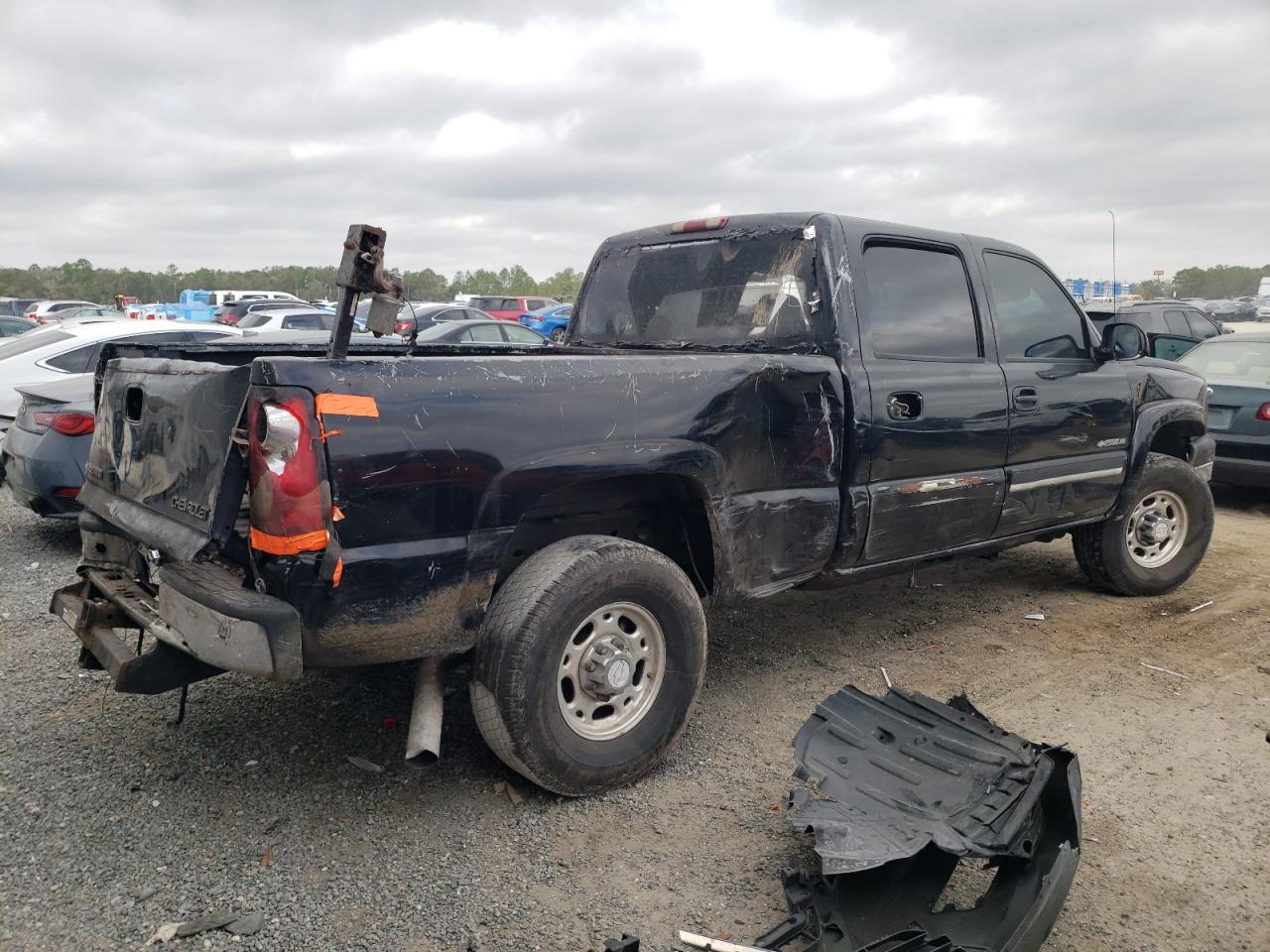 2005 Chevrolet Silverado - Image 3