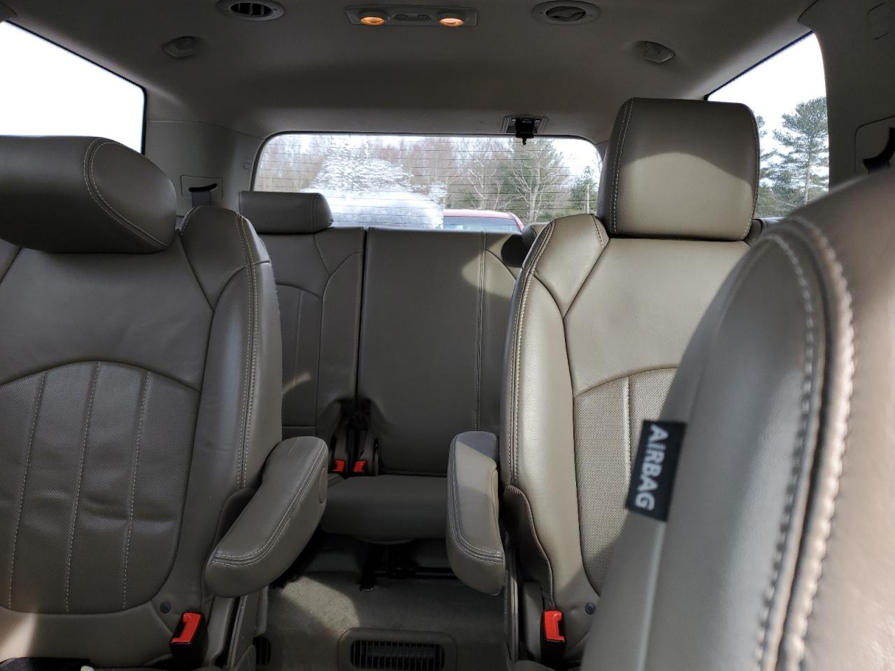 2014 GMC Acadia - Image 10
