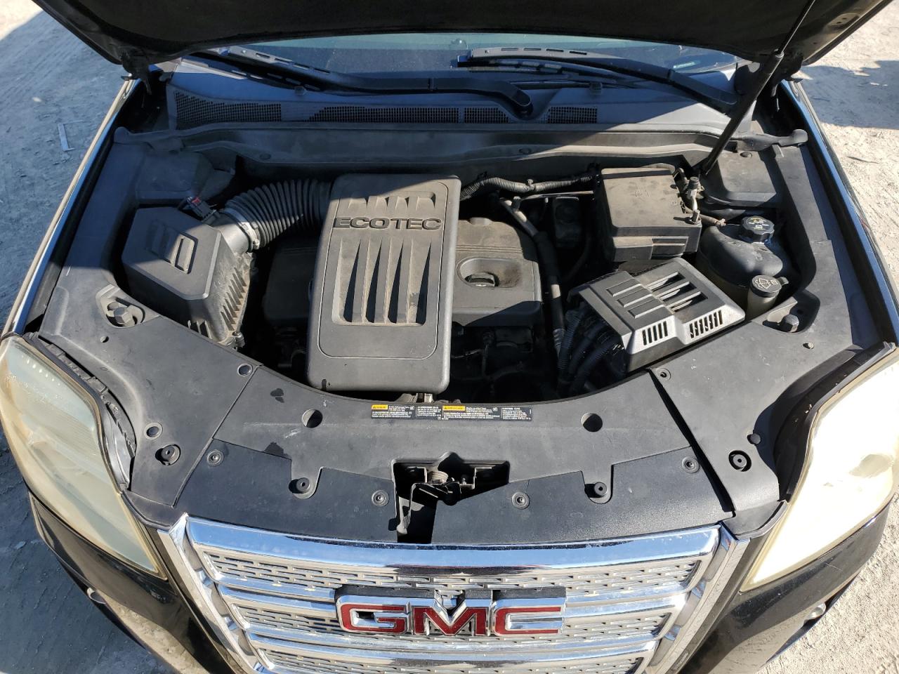 2012 GMC Terrain - Image 12