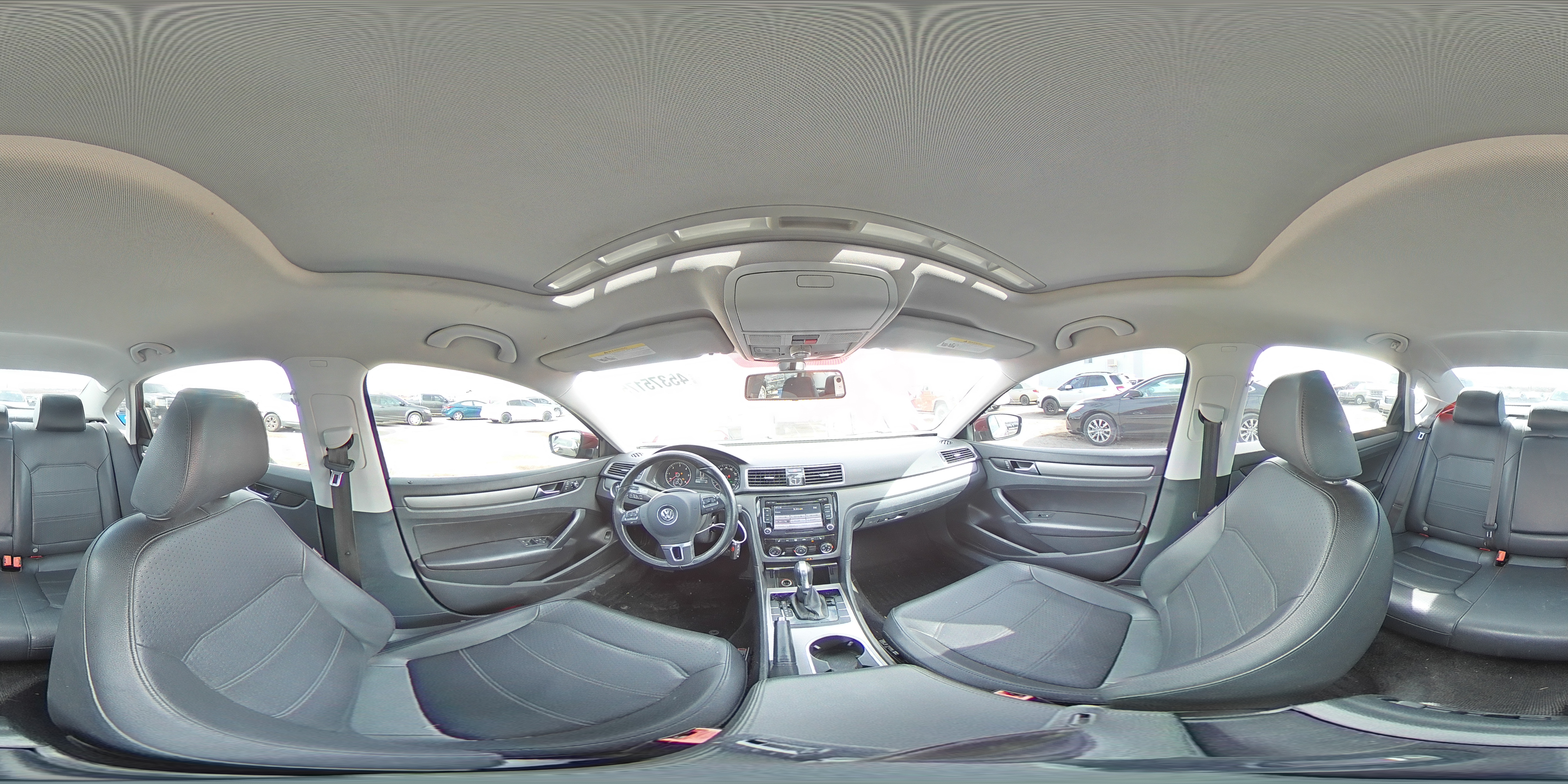 2015 Volkswagen Passat - Image 13