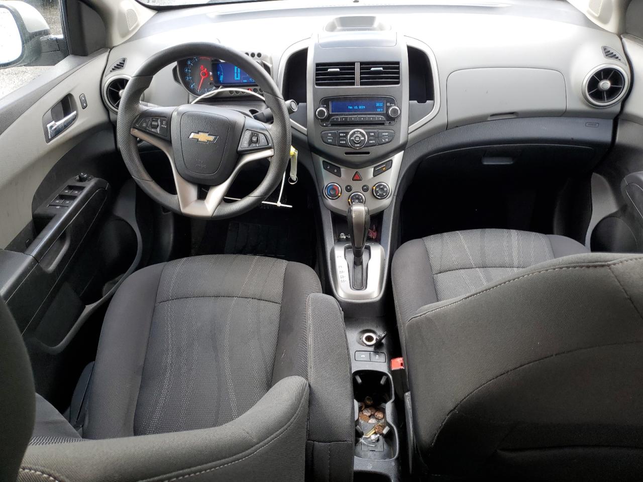 2014 Chevrolet Sonic - Image 8