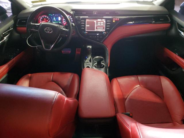  TOYOTA CAMRY 2020 Srebrny