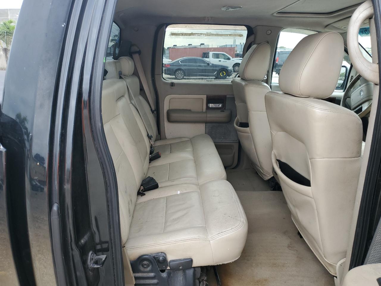 2004 Ford F-150 - Image 10