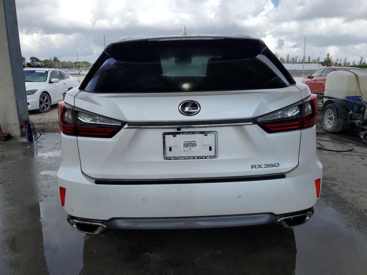 2017 Lexus RX - Image 6