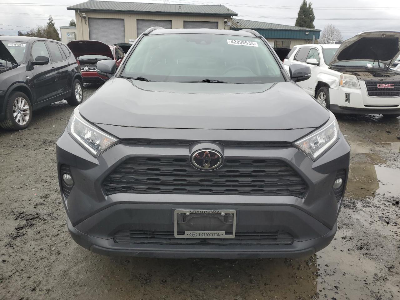 2021 Toyota RAV 4 - Image 5