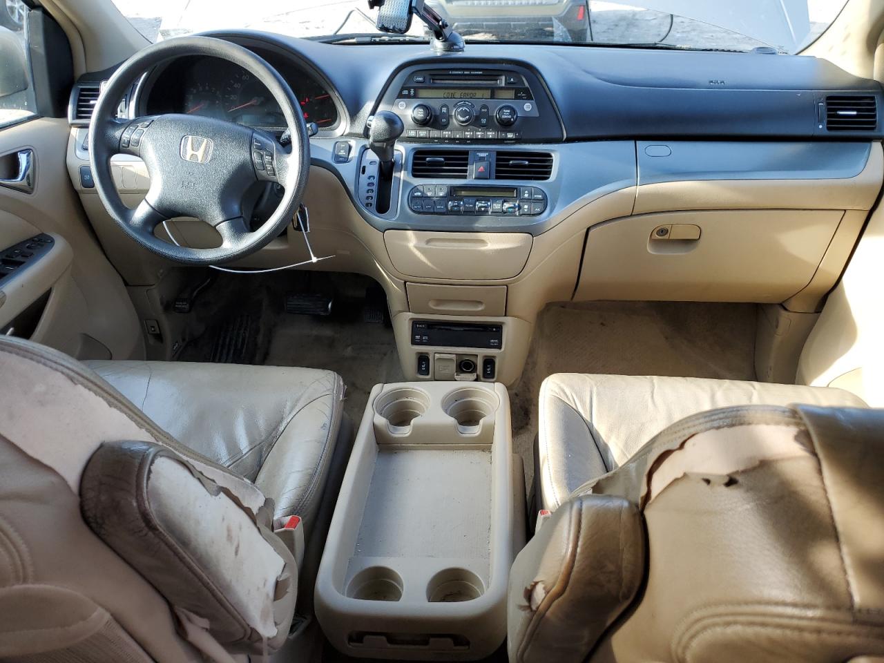 2005 Honda Odyssey - Image 8