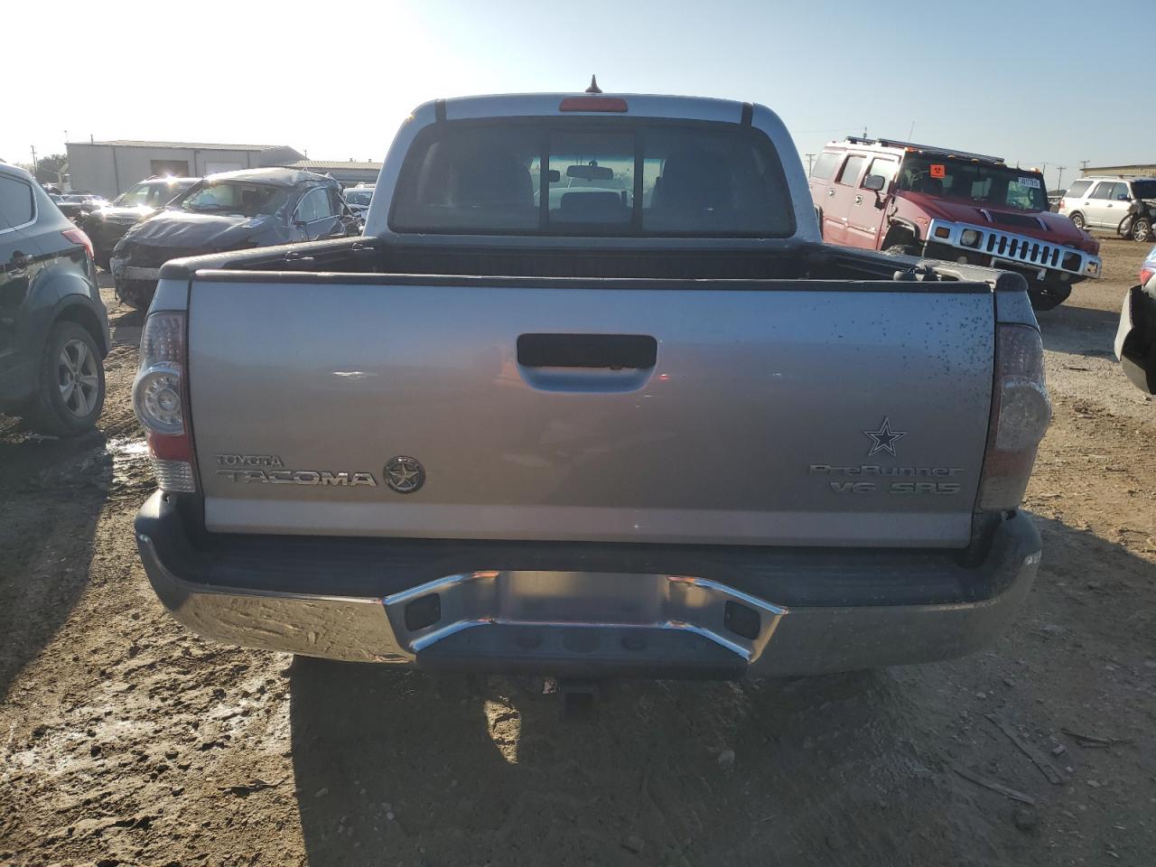 2015 Toyota Tacoma - Image 6