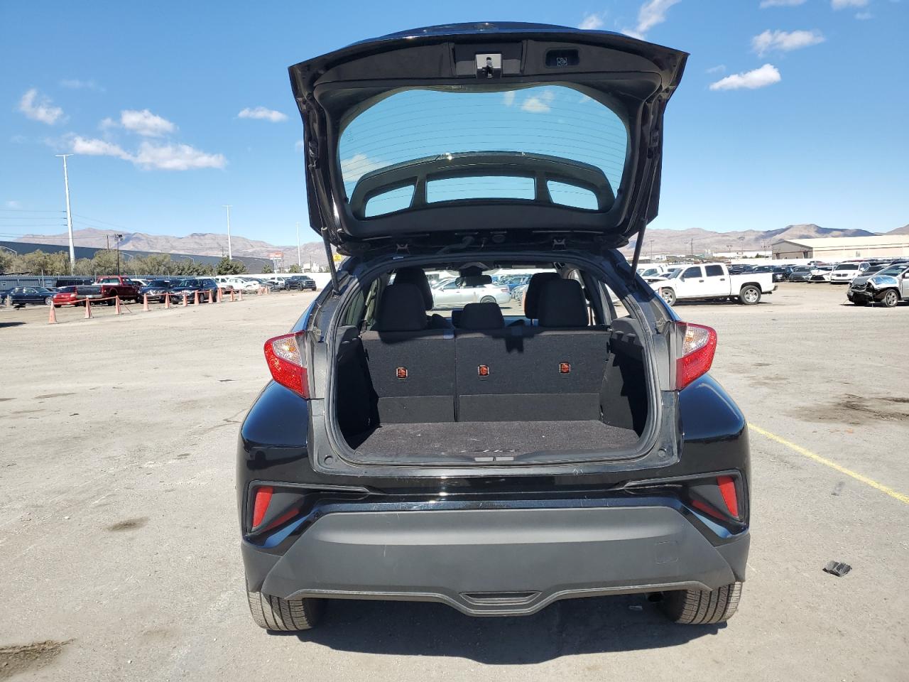 2021 Toyota C-HR - Image 6