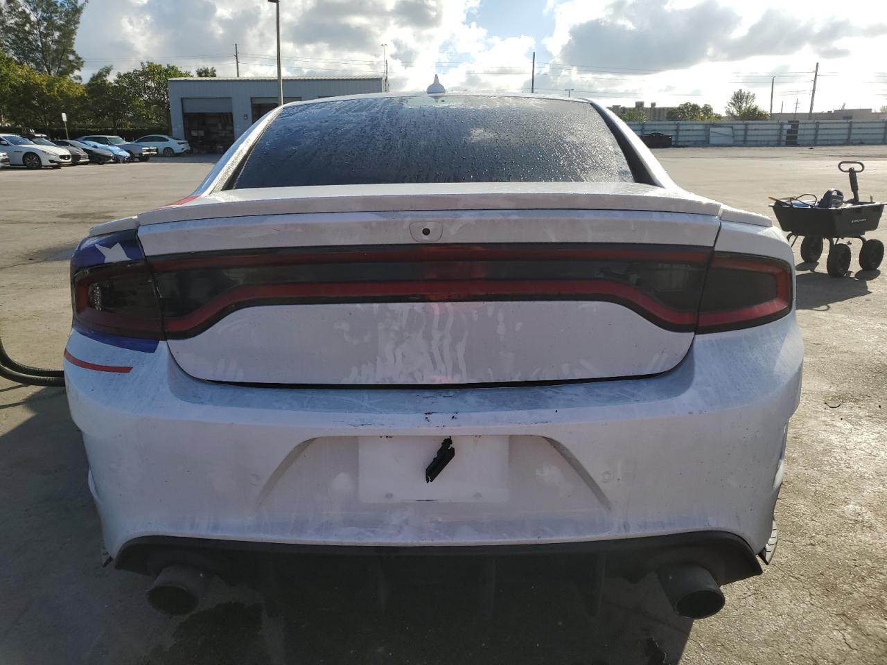 2017 Dodge Charger - Image 6