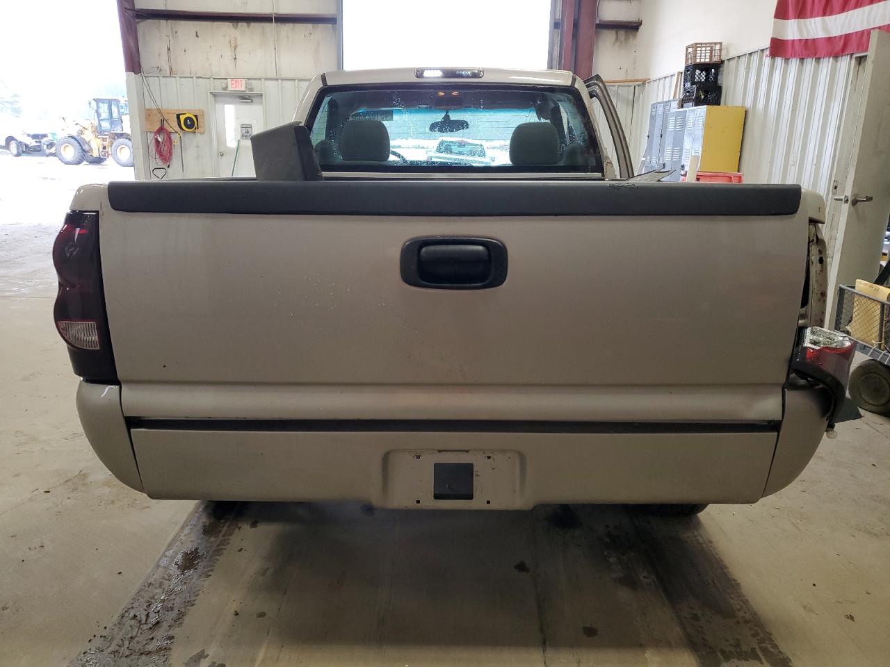 2005 Chevrolet Silverado - Image 6