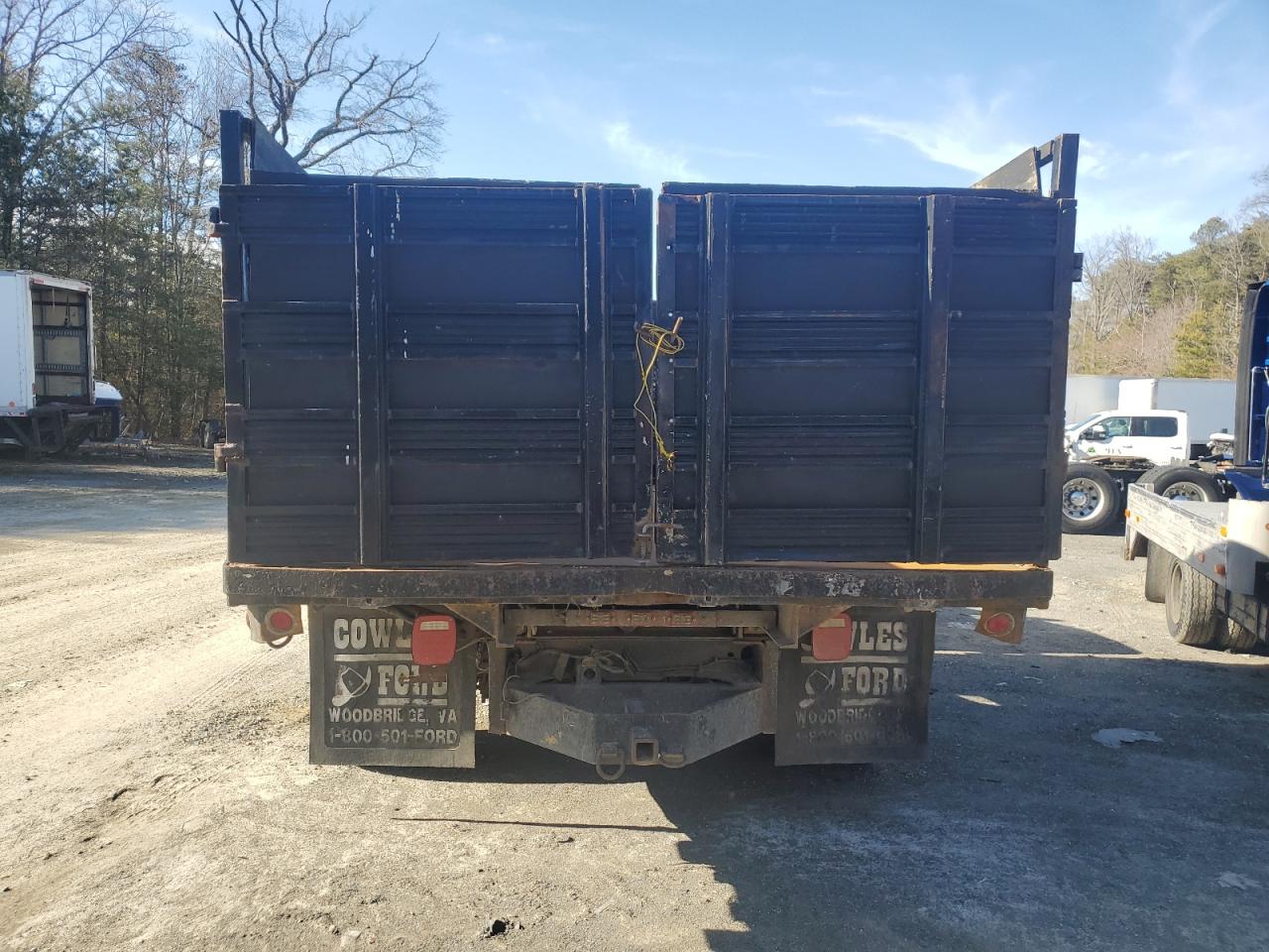 2000 Ford F450 - Image 6