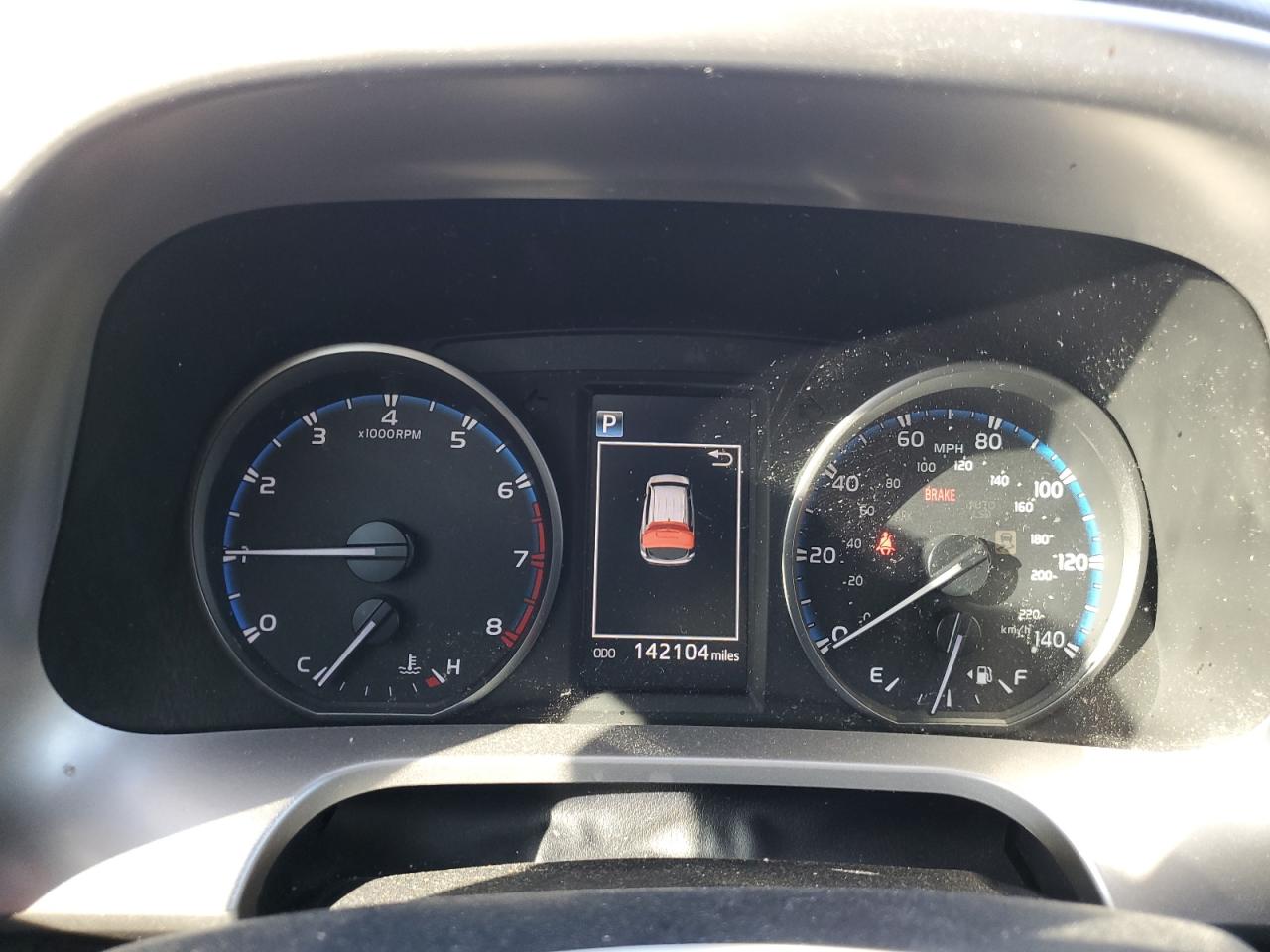 2018 Toyota RAV 4 - Image 9
