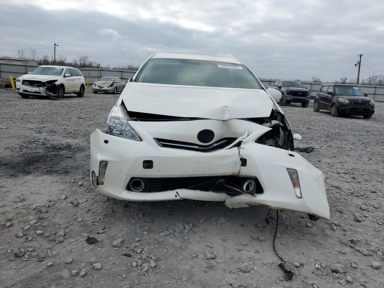 2014 Toyota Prius - Image 5
