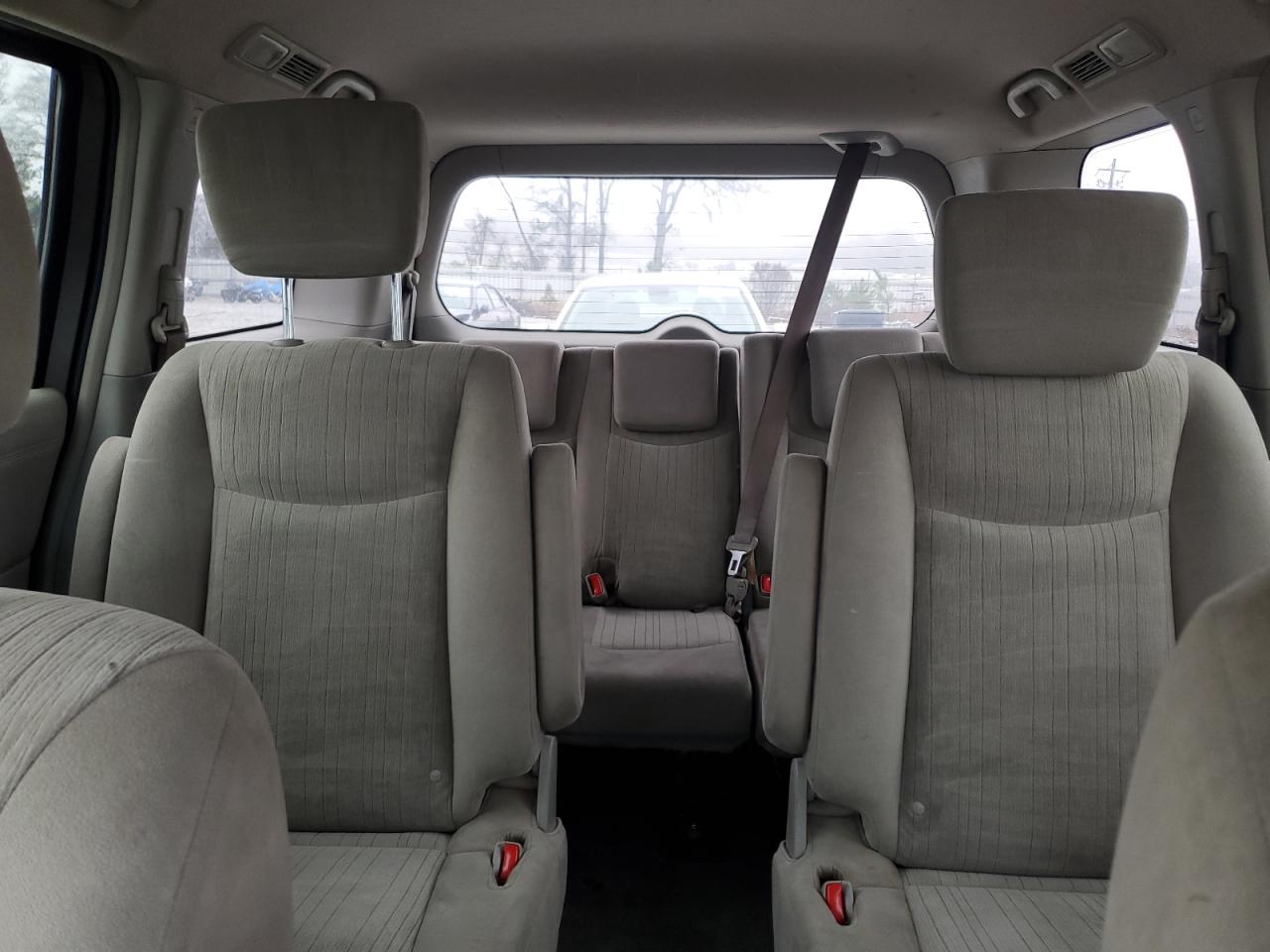 2015 Nissan Quest - Image 10