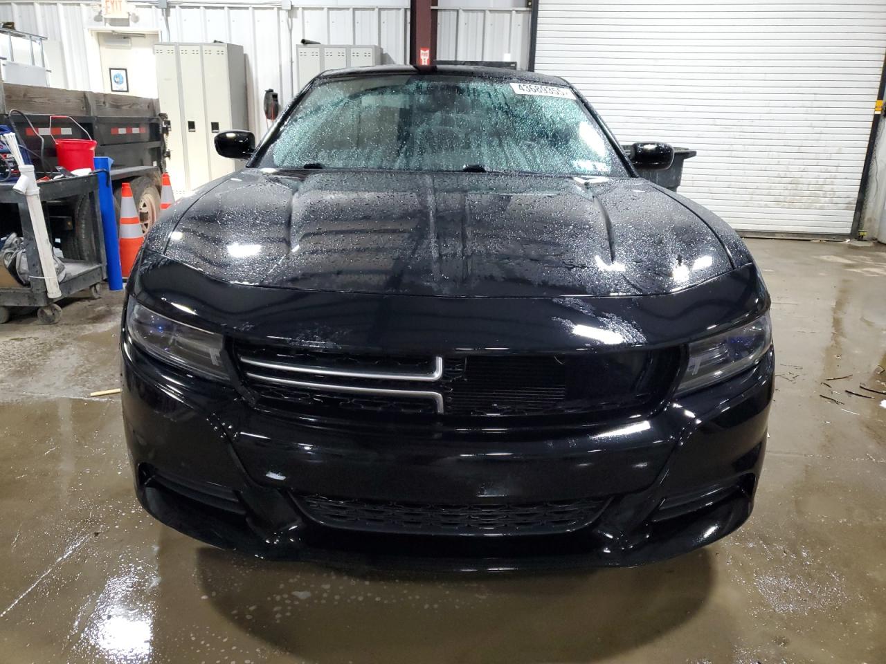 2016 Dodge Charger - Image 5