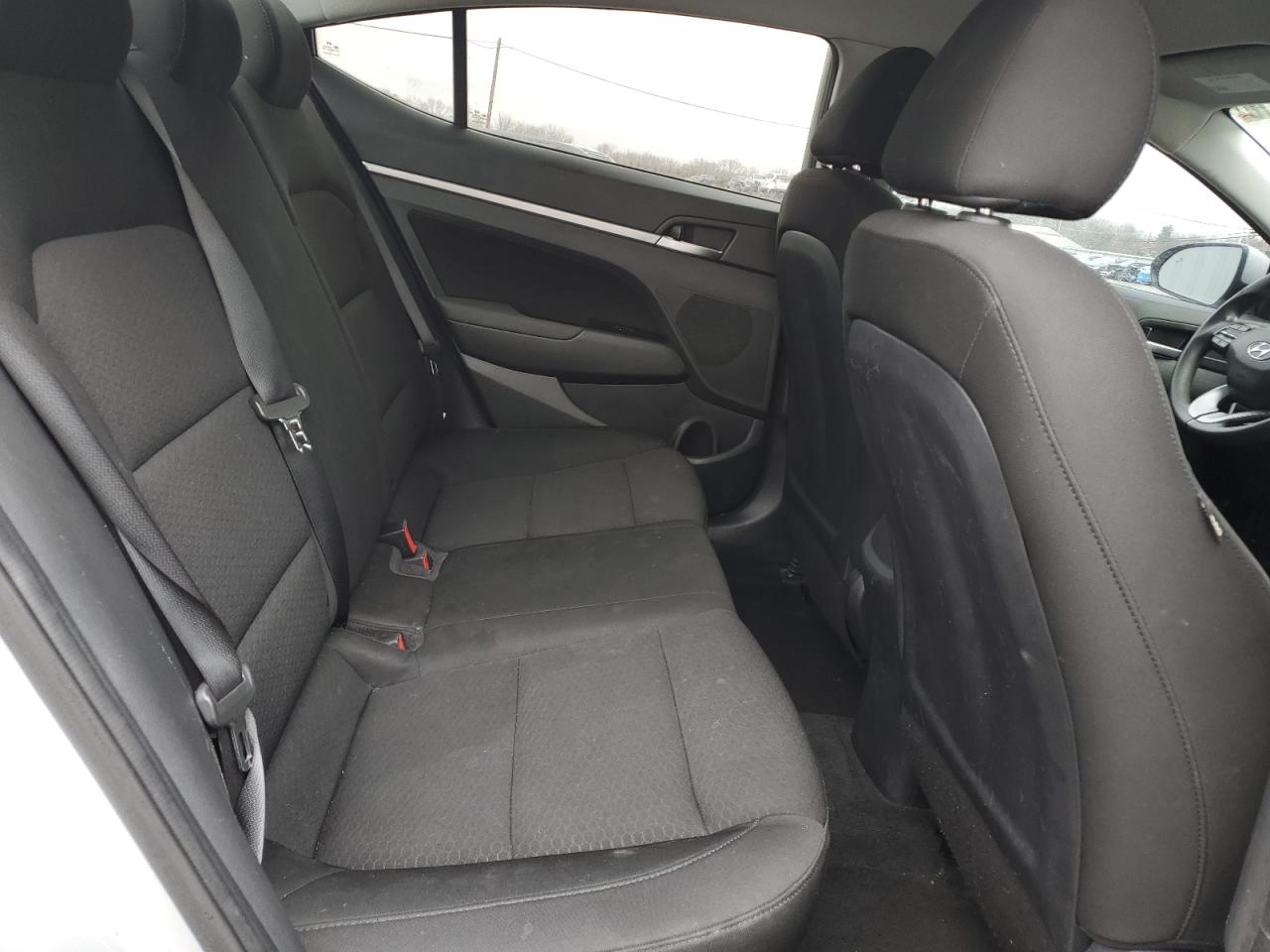 2020 Hyundai Elantra - Image 10