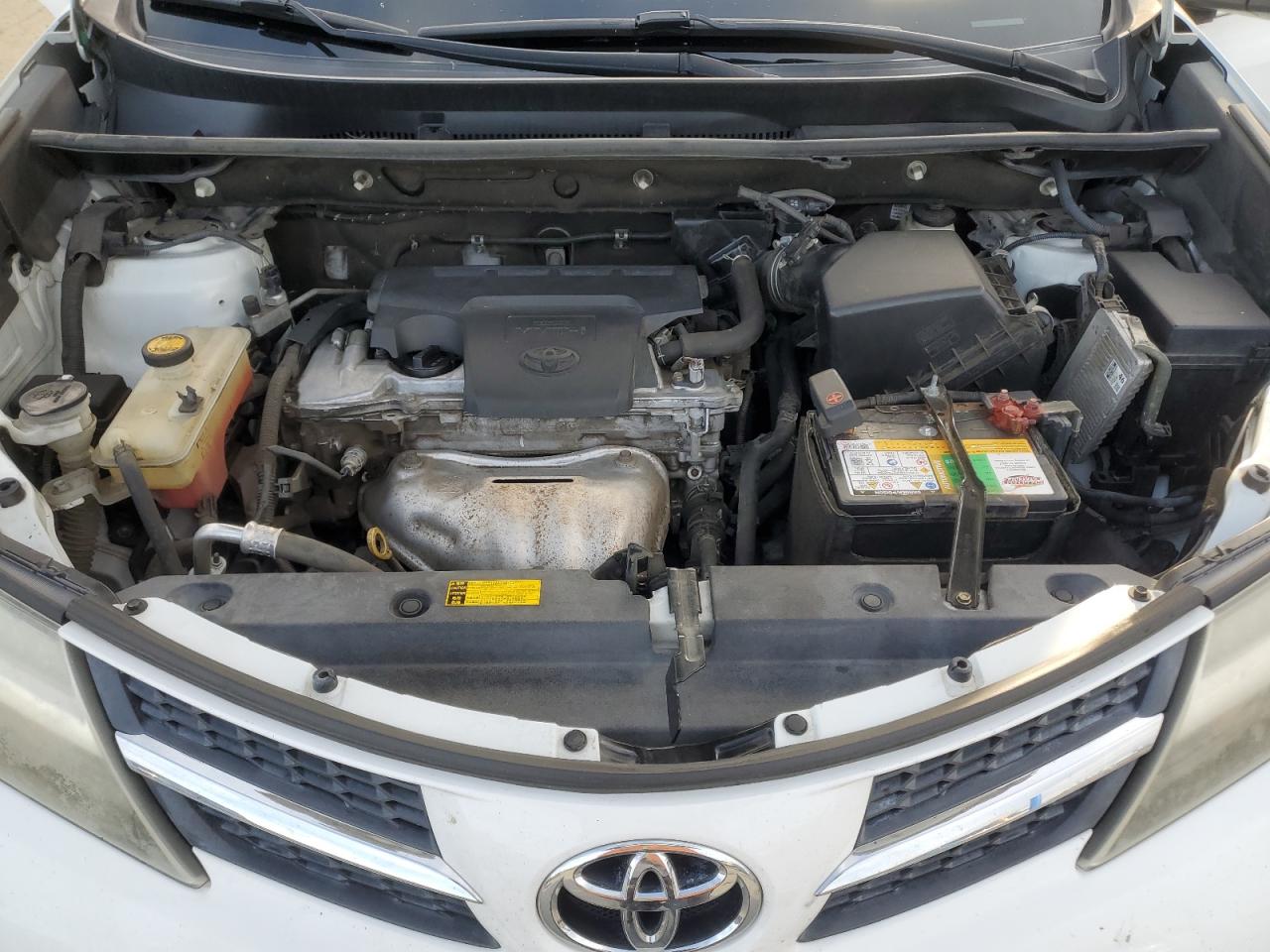 2015 Toyota RAV 4 - Image 12