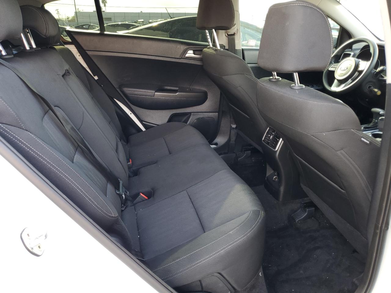 2022 Kia Sportage - Image 11