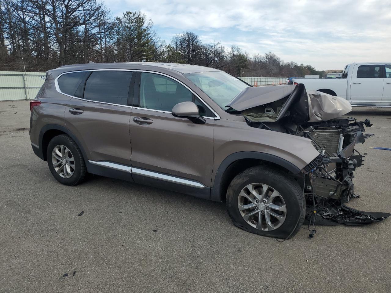 2019 Hyundai Santa Fe - Image 4