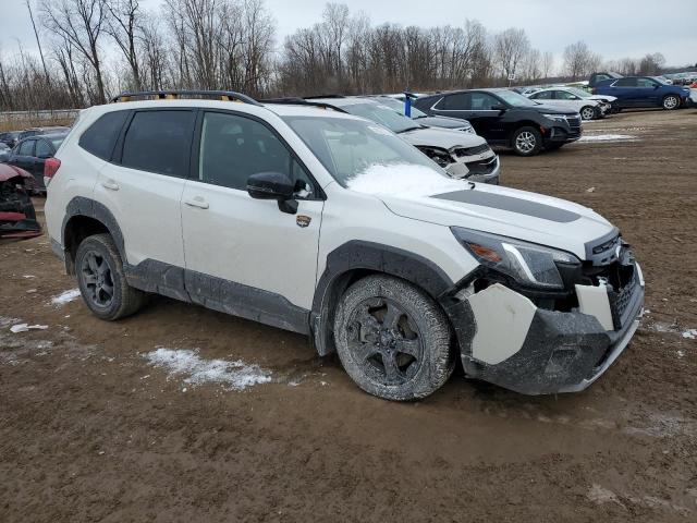  SUBARU FORESTER 2023 Белый