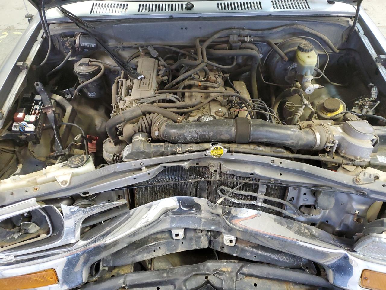 1994 Toyota Pickup - Image 12