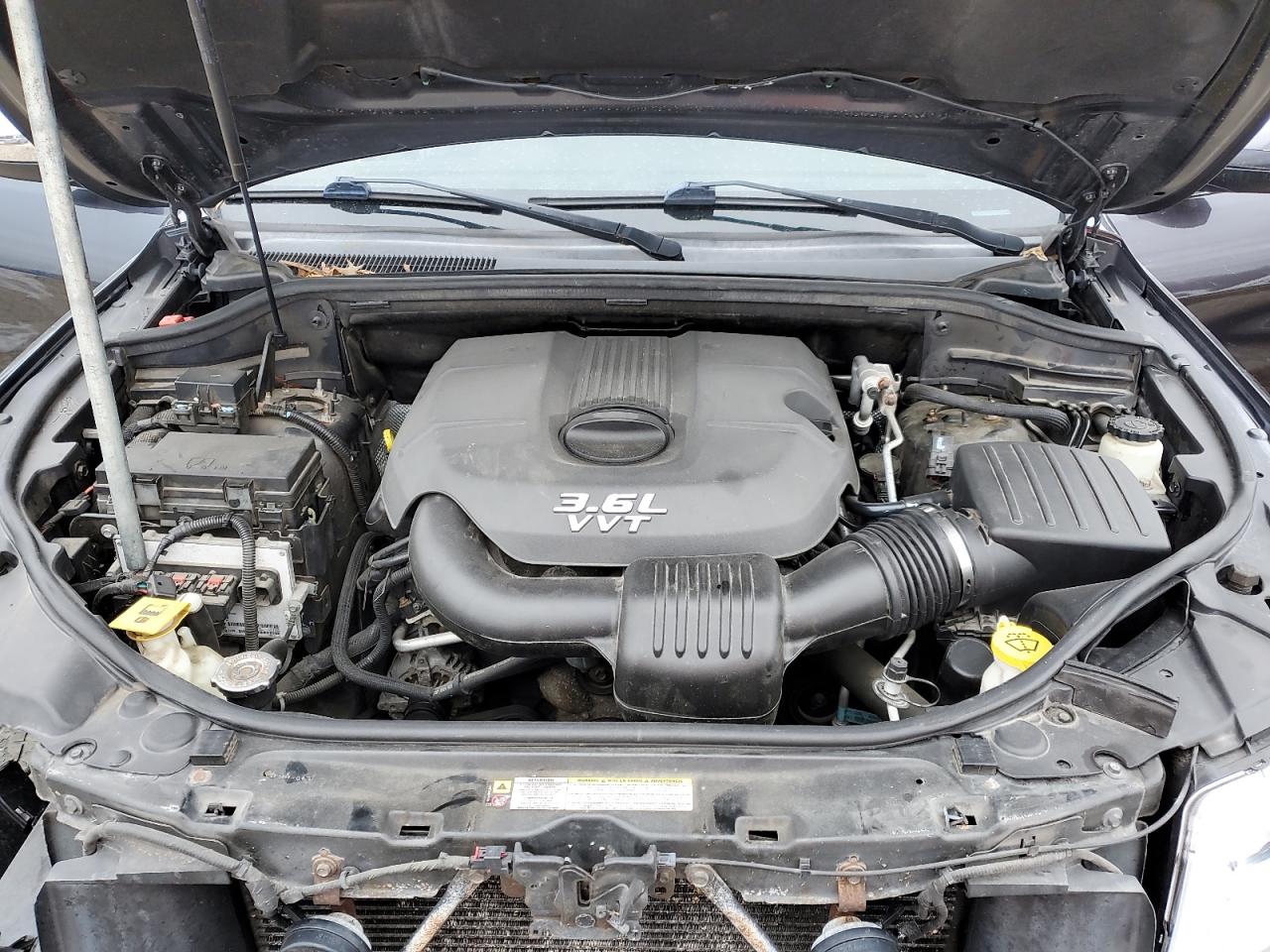2012 Jeep Grand Cherokee - Image 13