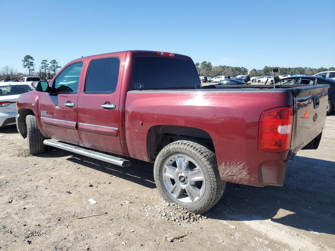 2013 Chevrolet Silverado - Image 2