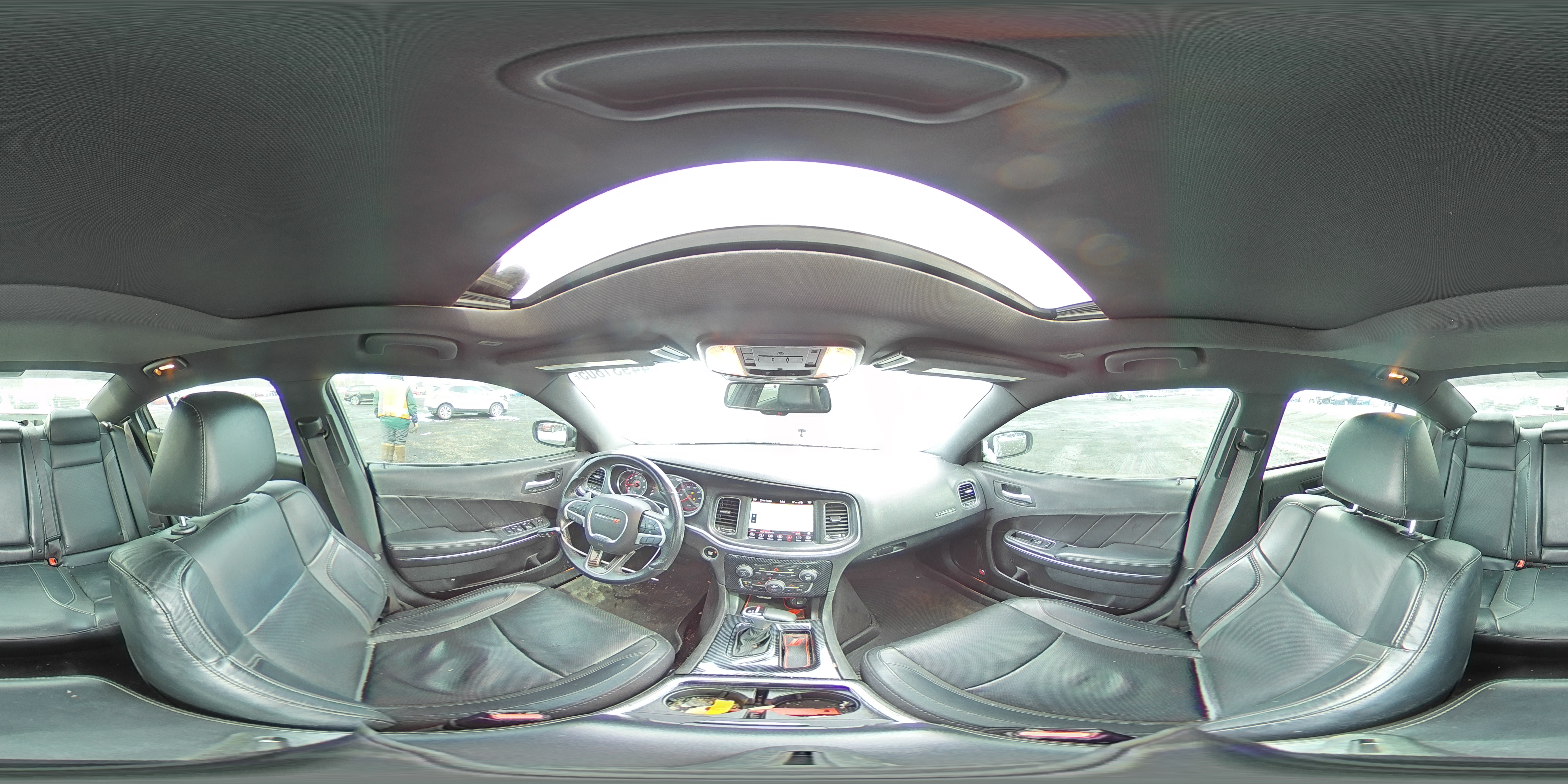 2018 Dodge Charger - Image 13