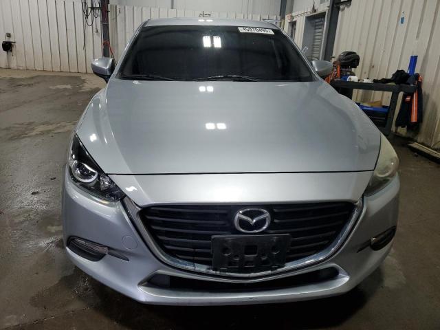  MAZDA 3 2017 Серебристый