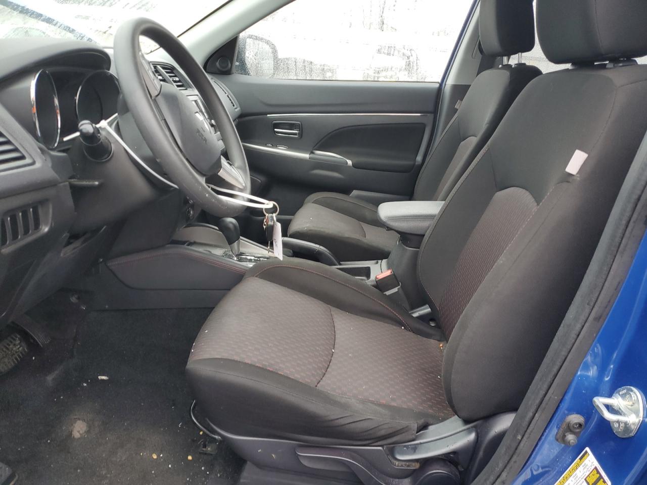 2019 Mitsubishi Outlander - Image 7
