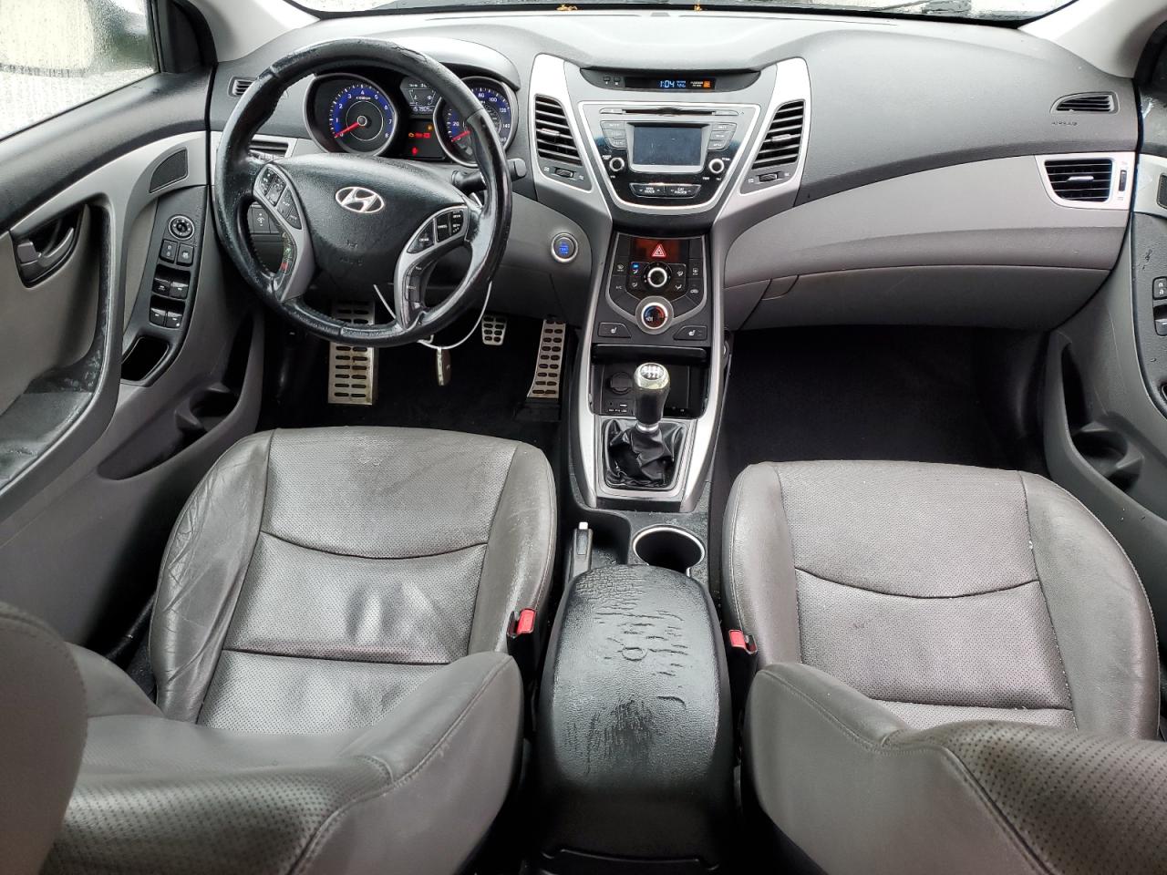 2015 Hyundai Elantra - Image 8