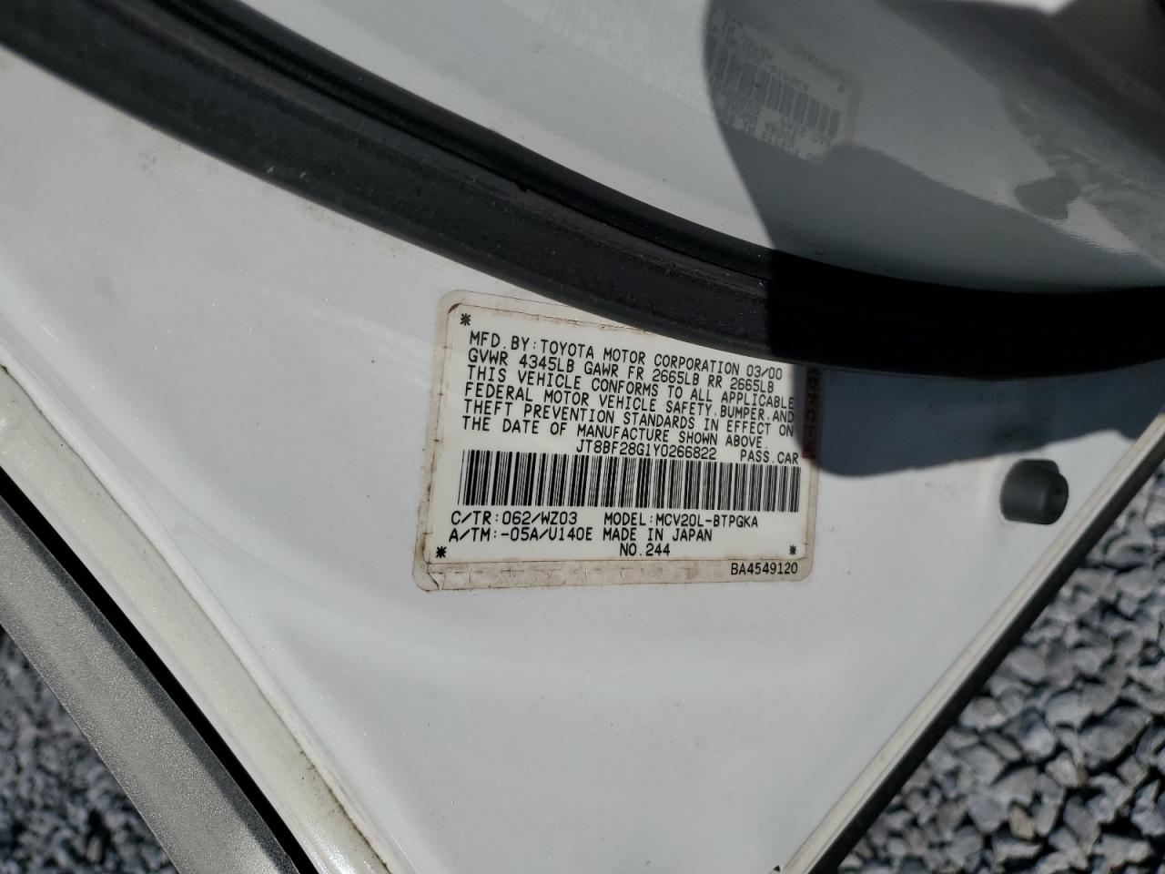 2000 Lexus ES - Image 12