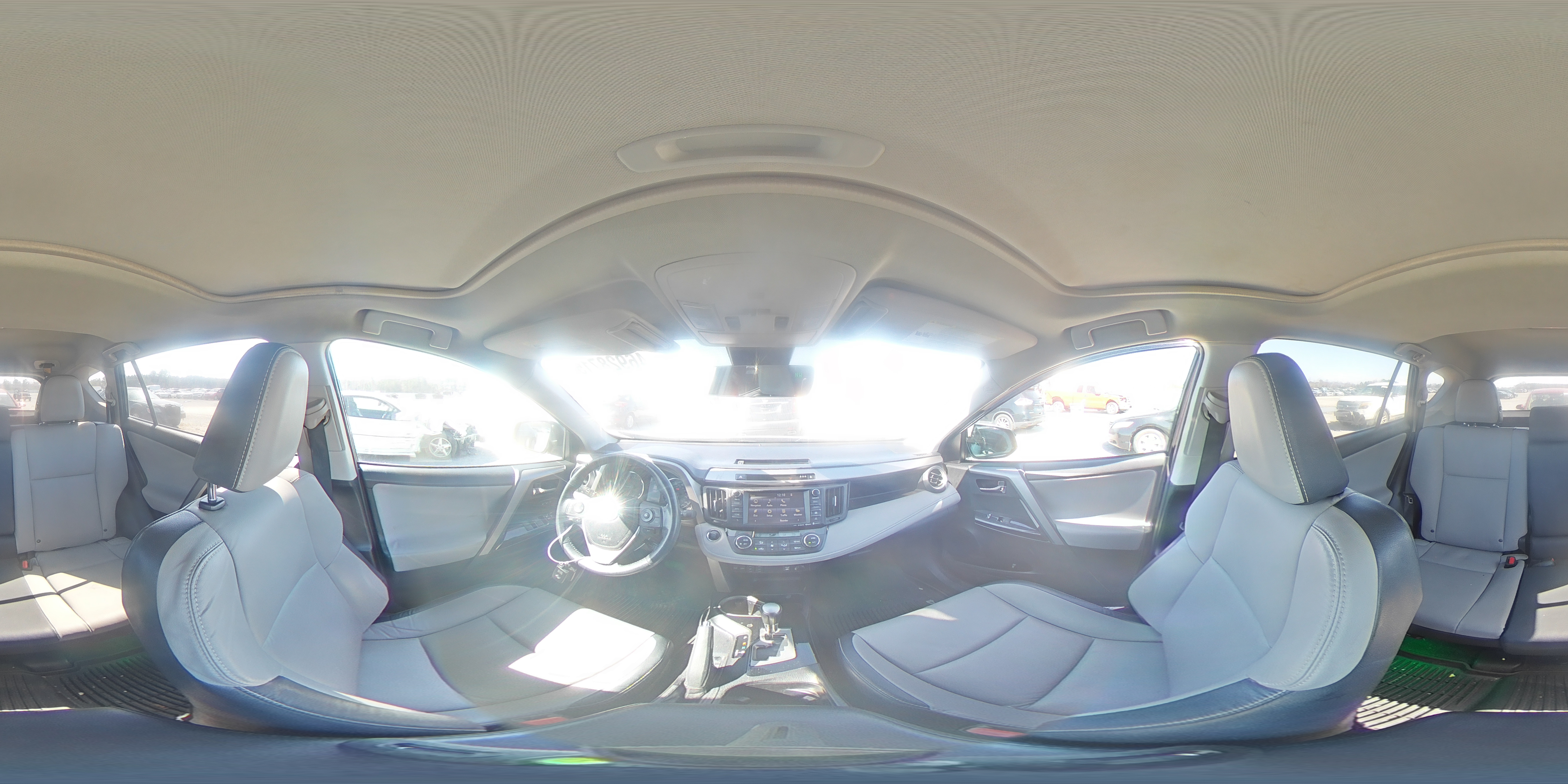2017 Toyota RAV 4 - Image 14