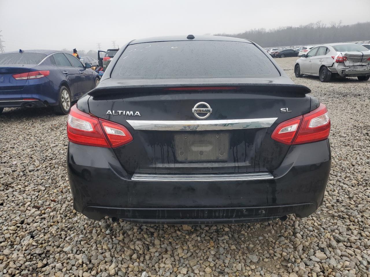 2017 Nissan Altima - Image 6