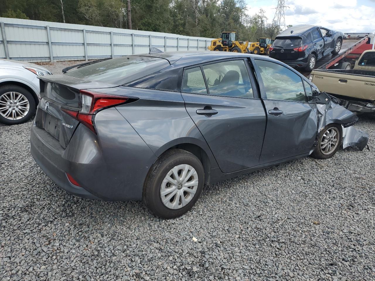 2019 Toyota Prius - Image 3