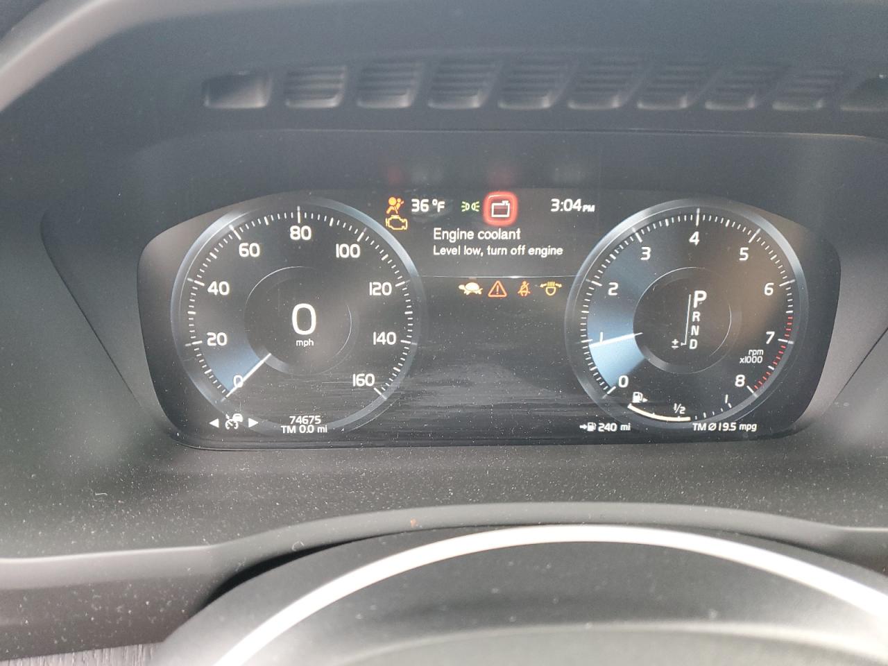 2021 Volvo XC90 - Image 9