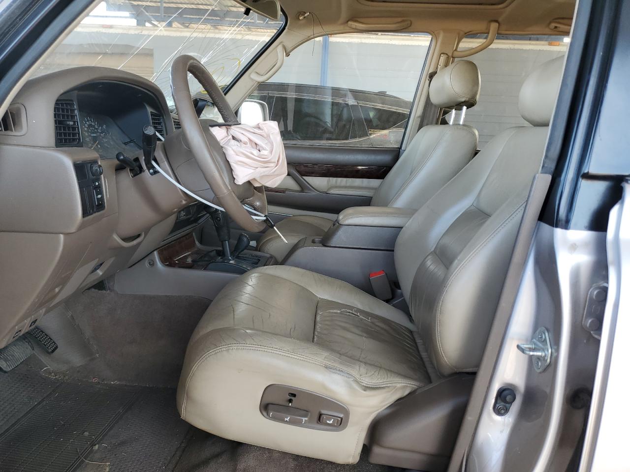 1997 Lexus LX - Image 7