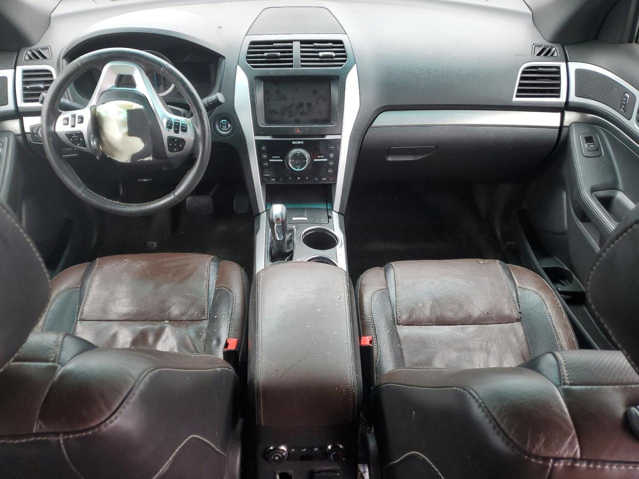 2014 Ford Explorer - Image 8