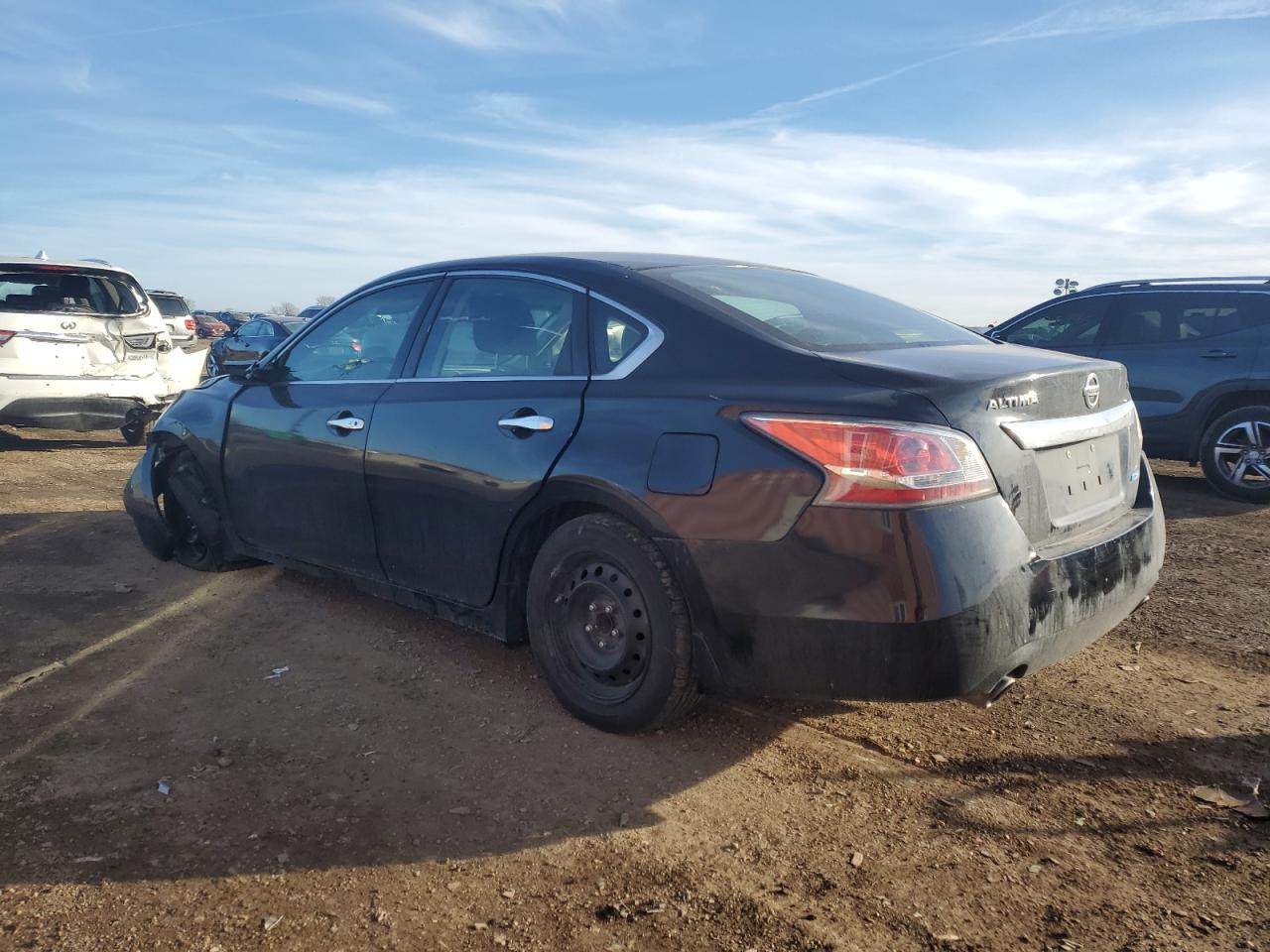 2014 Nissan Altima - Image 2