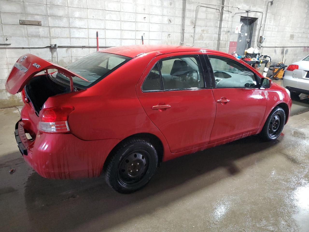 2009 Toyota Yaris - Image 3