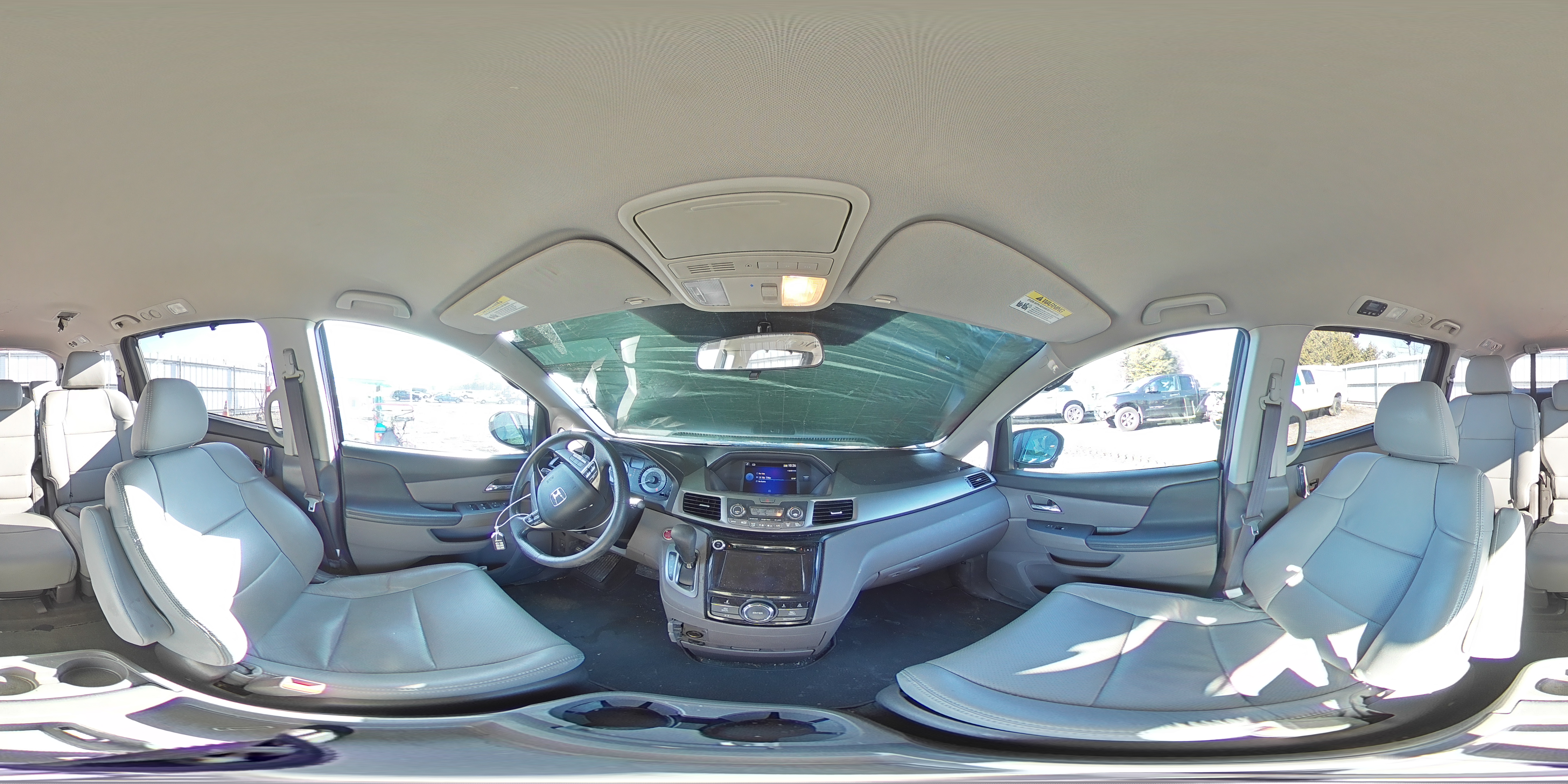 2015 Honda Odyssey - Image 14