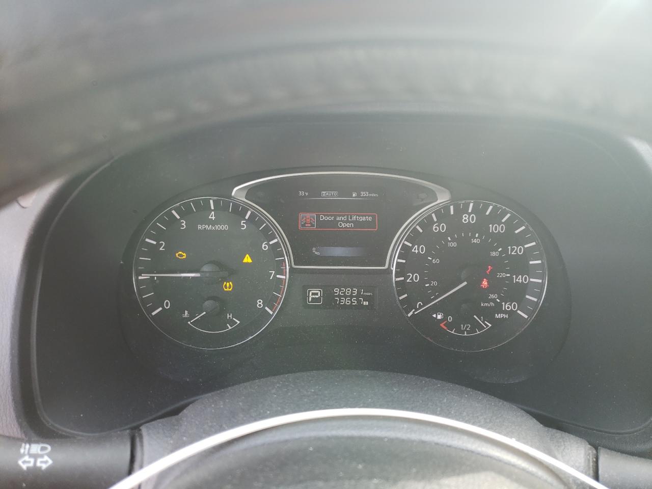 2015 Nissan Pathfinder - Image 9