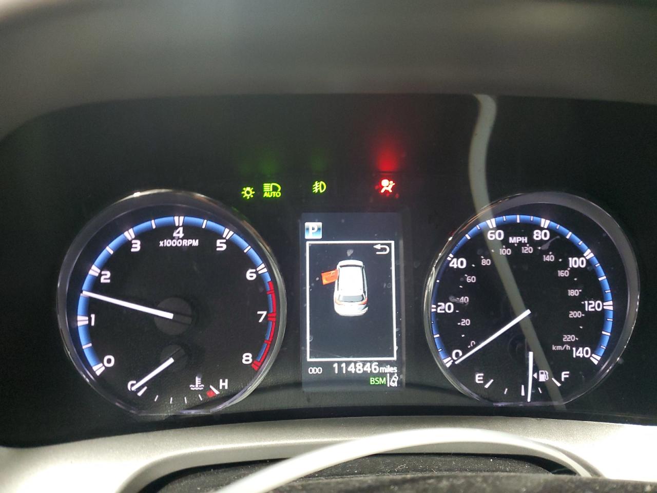 2017 Toyota RAV 4 - Image 9
