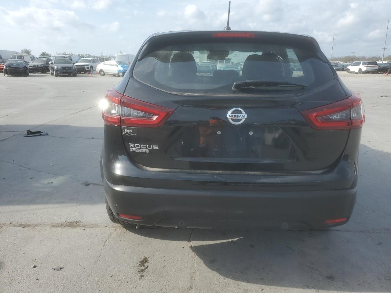 2020 Nissan Rogue - Image 6