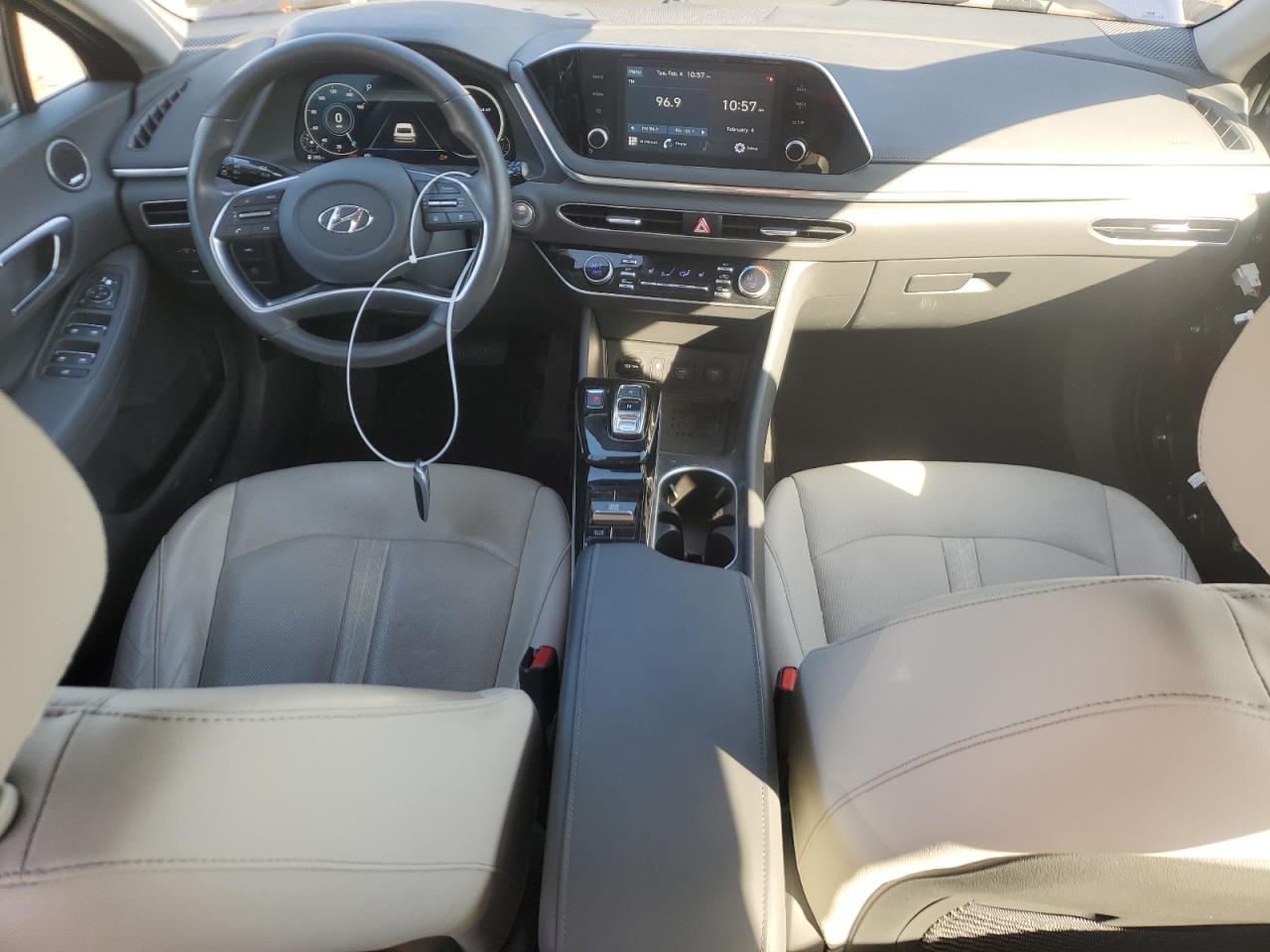 2020 Hyundai Sonata - Image 8