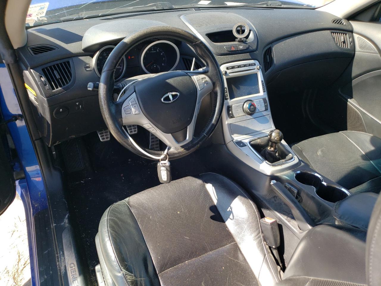 2010 Hyundai Genesis - Image 8